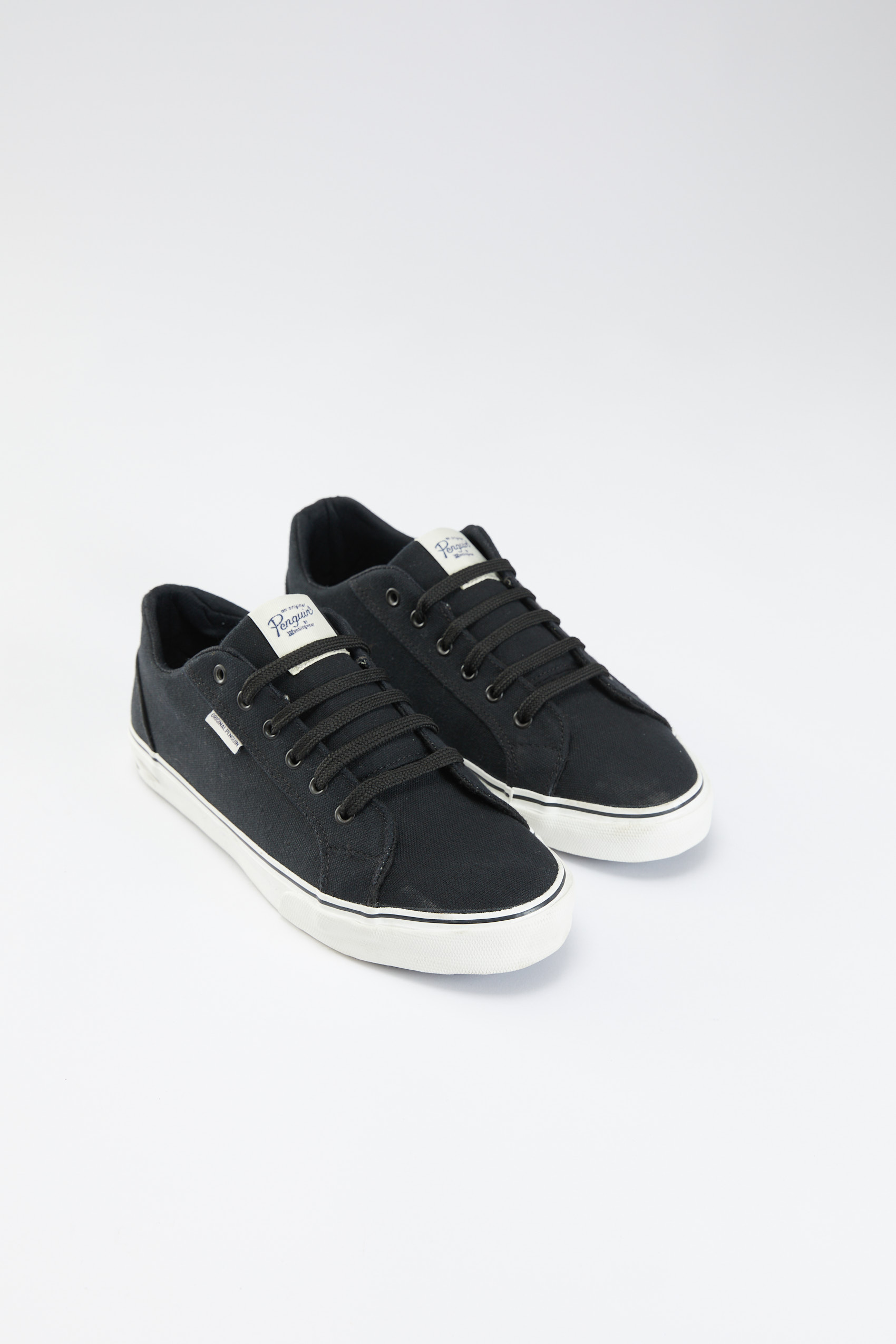 Colt Canvas Sneaker