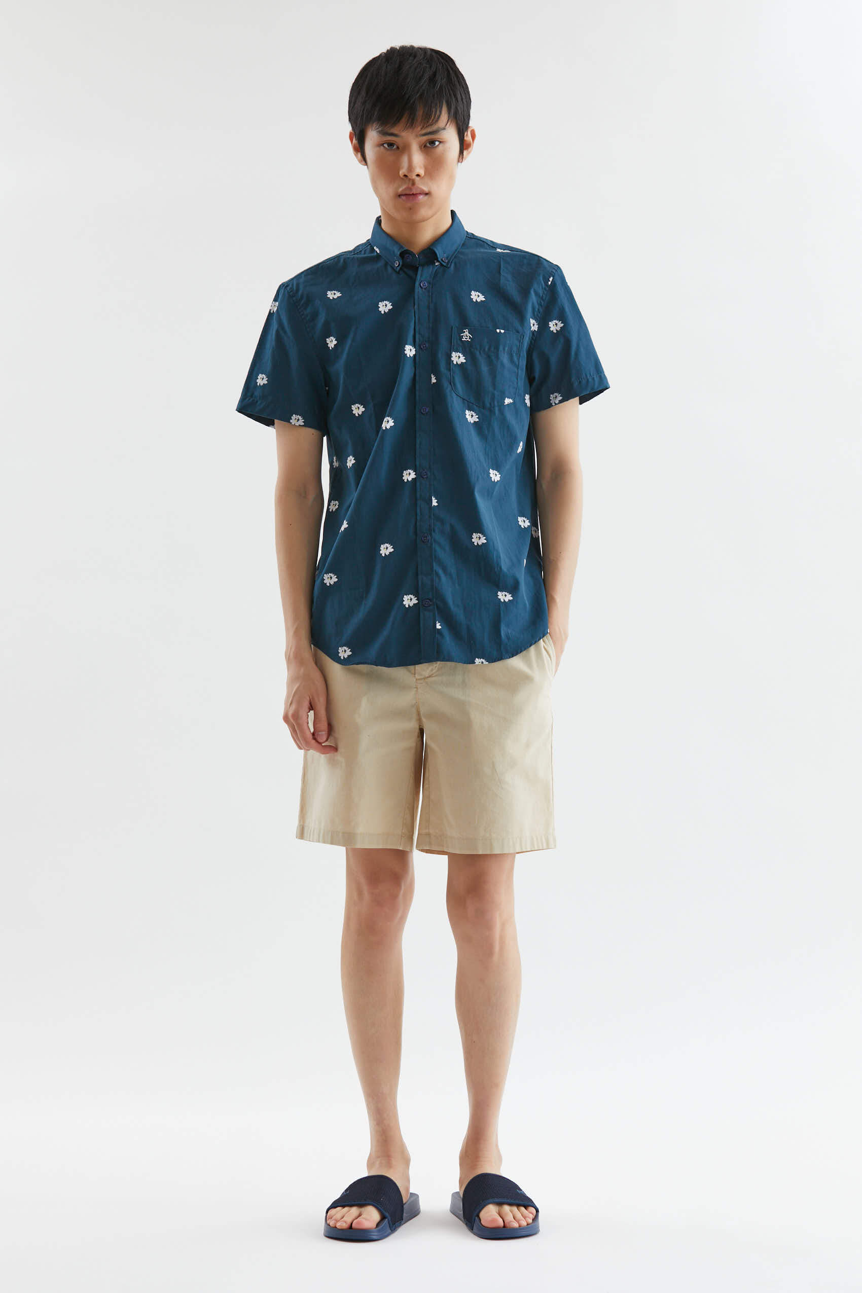 penguin_ss-daisy-print-shirt_41-24-2023__picture-40240