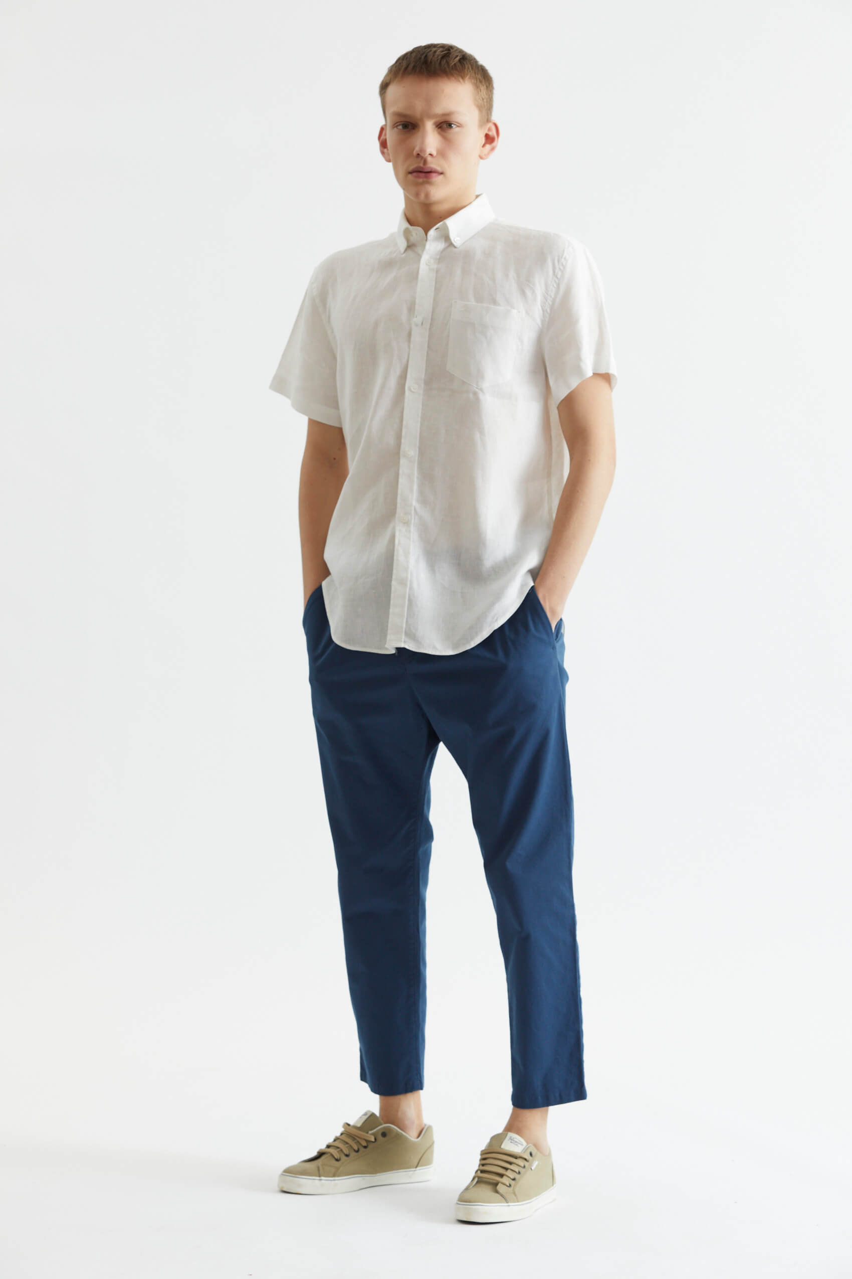 Croped Pleat Solid Chino Pant