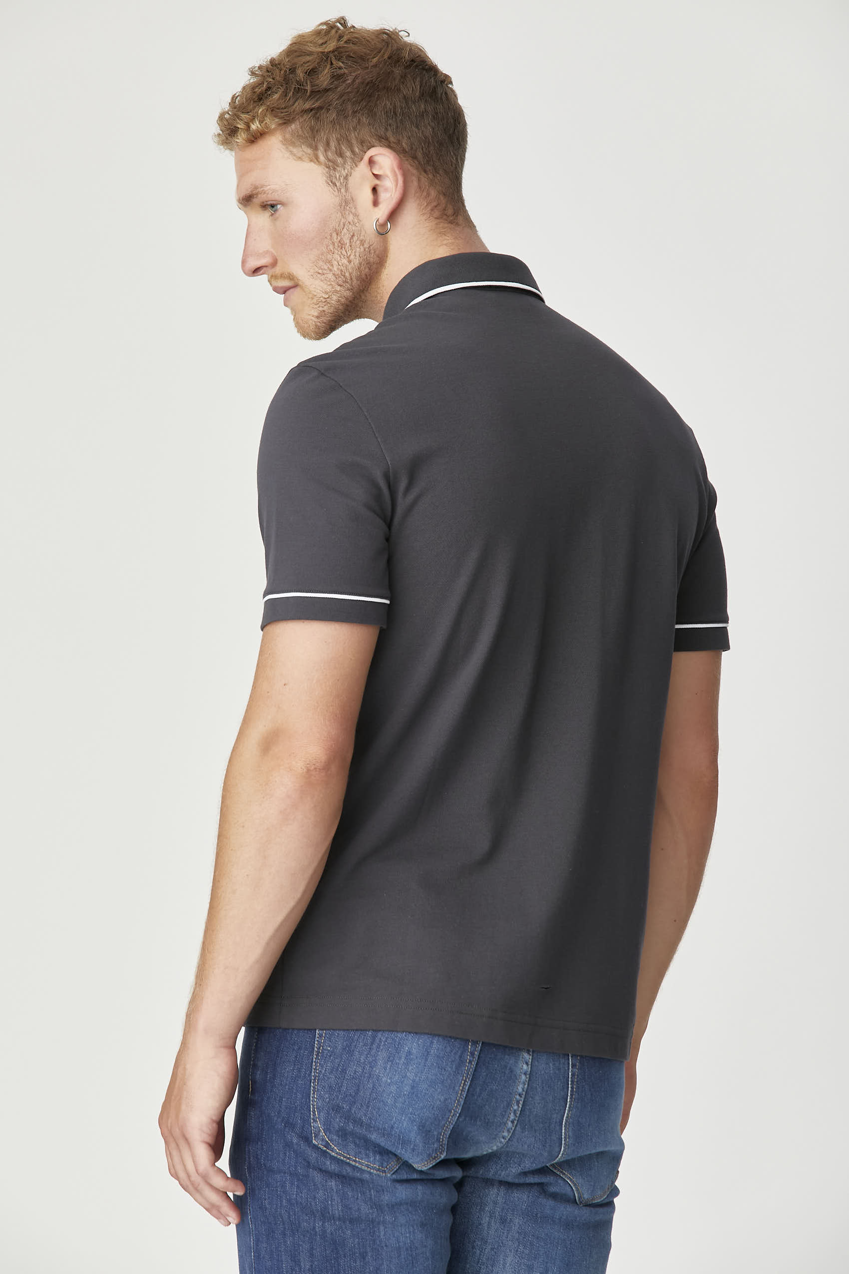 Polos Basicas